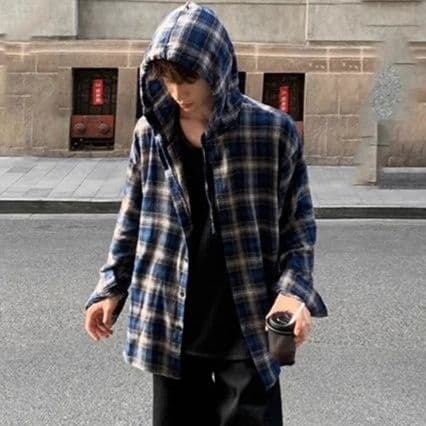 柄シャツ フード付きゆったり柄シャツ