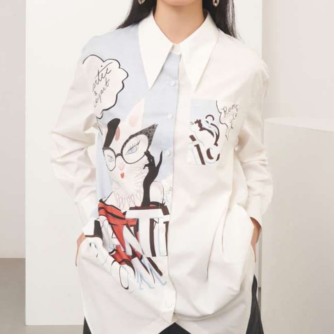 猫柄シャツ　メガネ猫イラストの遊び心溢れる柄シャツ