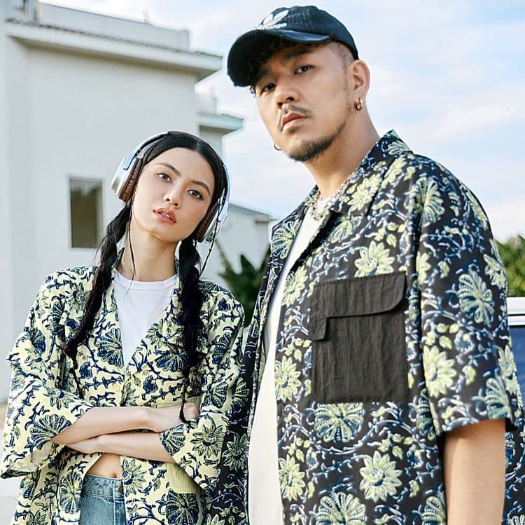 柄シャツ 柄シャツ 伝統花模様 ゆったりシャツ