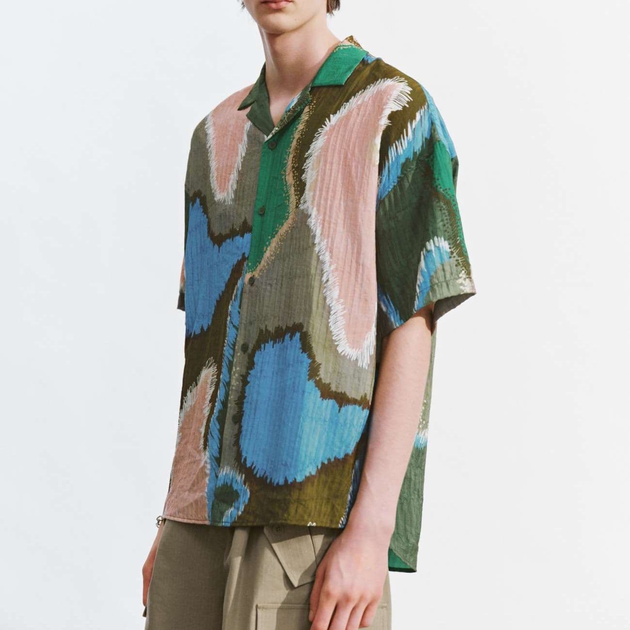 柄シャツ アーバンアートシャツ