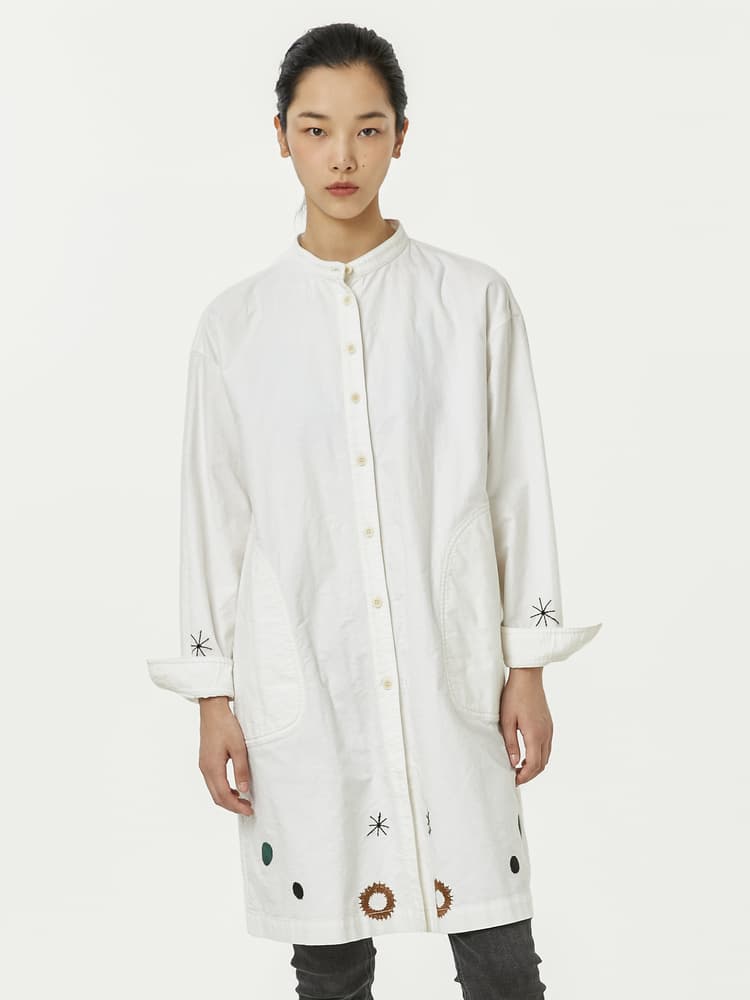 柄シャツ 宇宙模様の立ち襟ロングシャツ