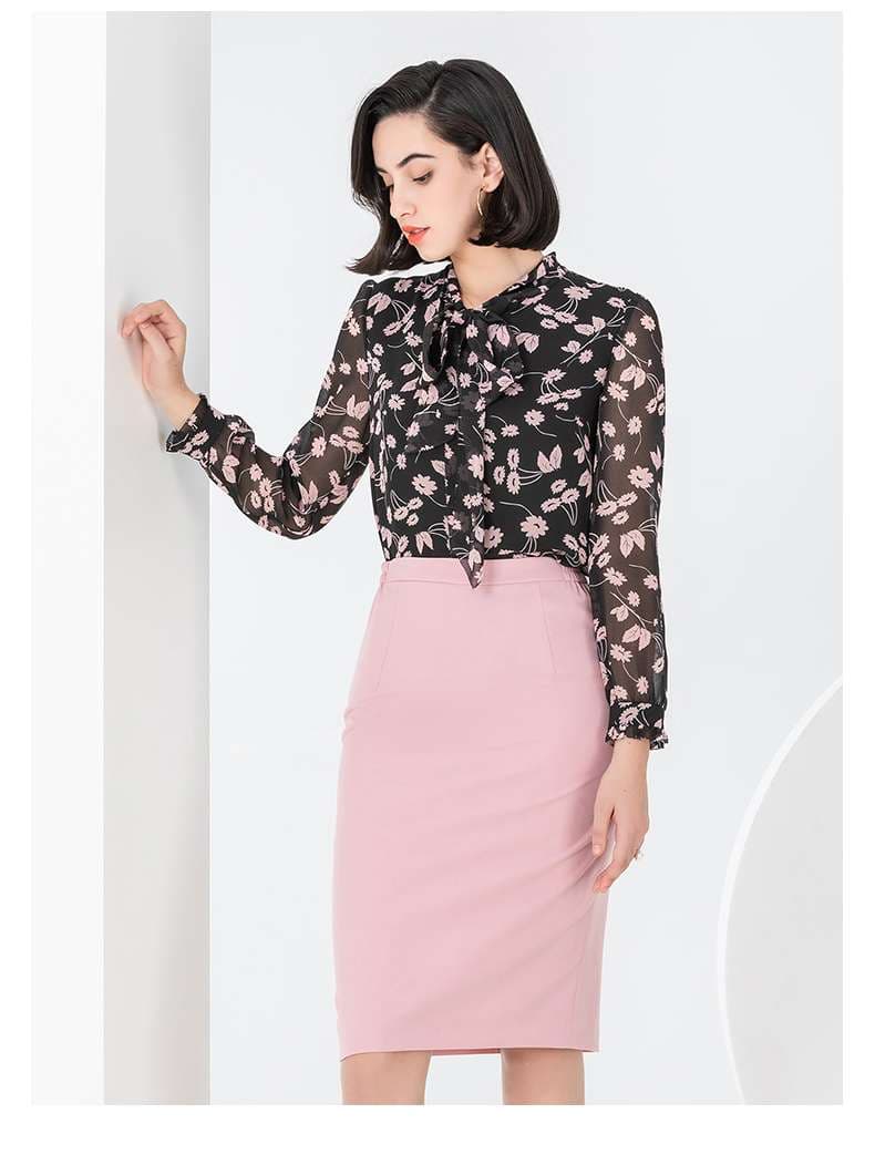 黒柄シャツ 華やか花柄リボンタイ付きシアーブラウス