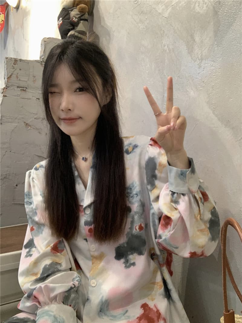 韓国風水彩花柄シャツ通勤おしゃれ長袖ブラウス