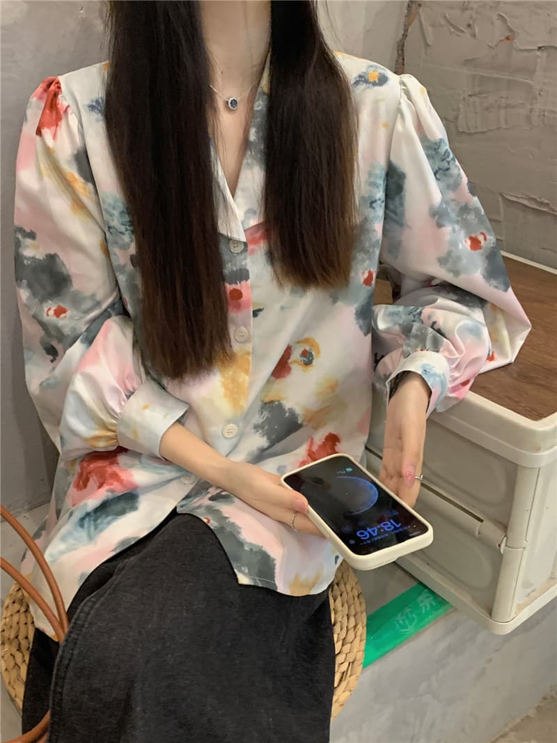 韓国風水彩花柄シャツ通勤おしゃれ長袖ブラウス