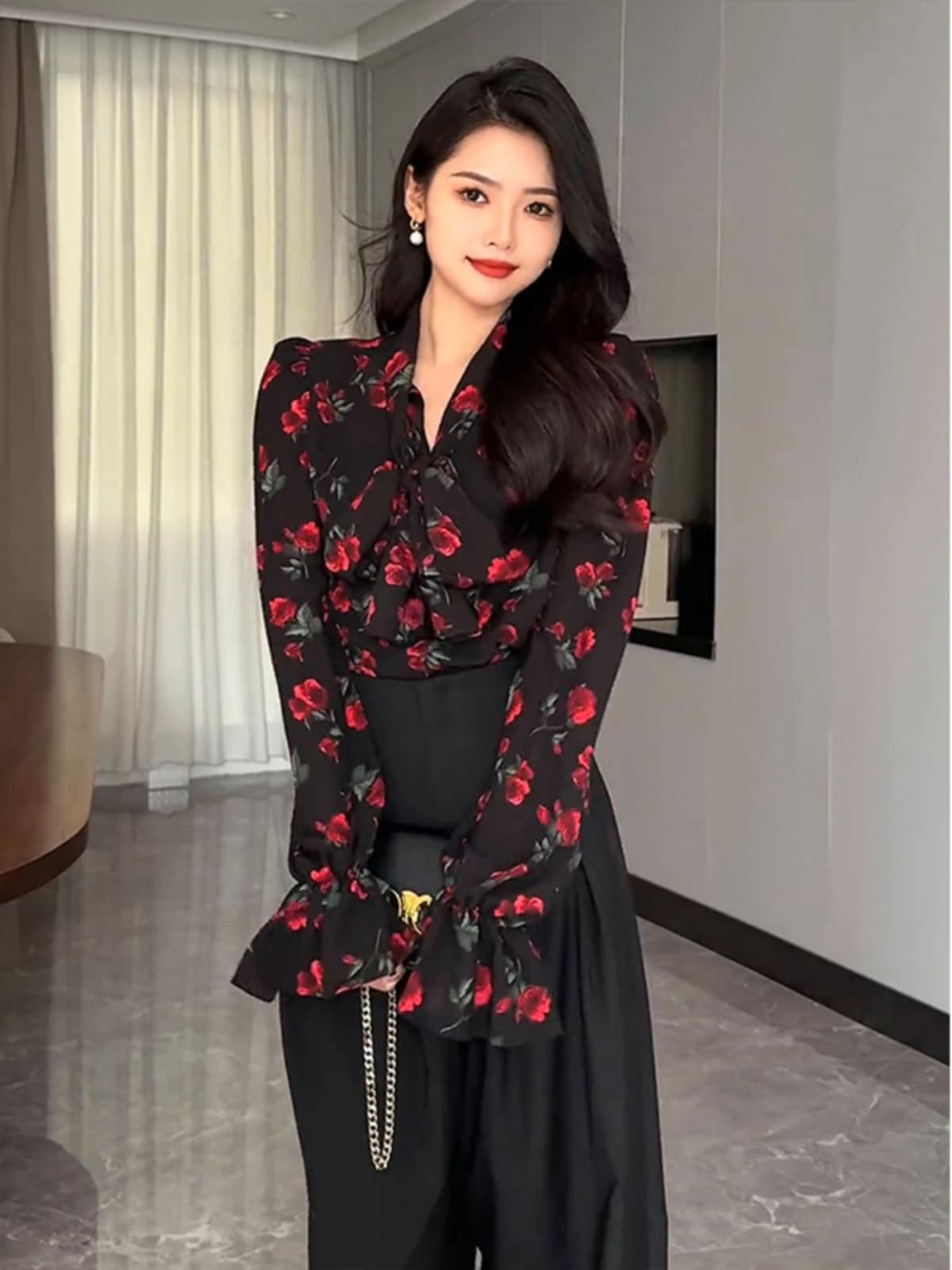 柄シャツ 柄シャツ 優美な薔薇模様フリルブラウス