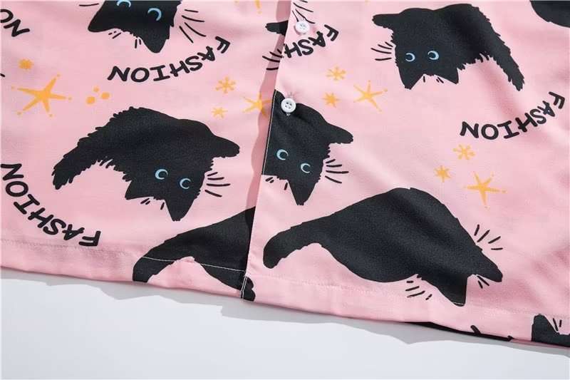 ゆるかわ黒猫 シルエット柄シャツ