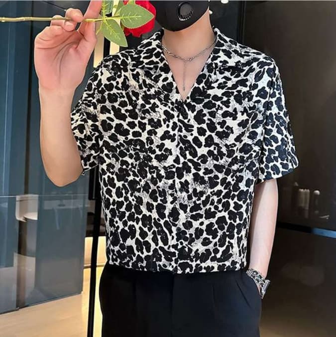 ヒョウ柄シャツ 夏向けアニマルルーズシャツ