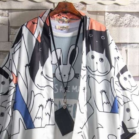 猫柄シャツ キュートな動物たちの総柄シャツ
